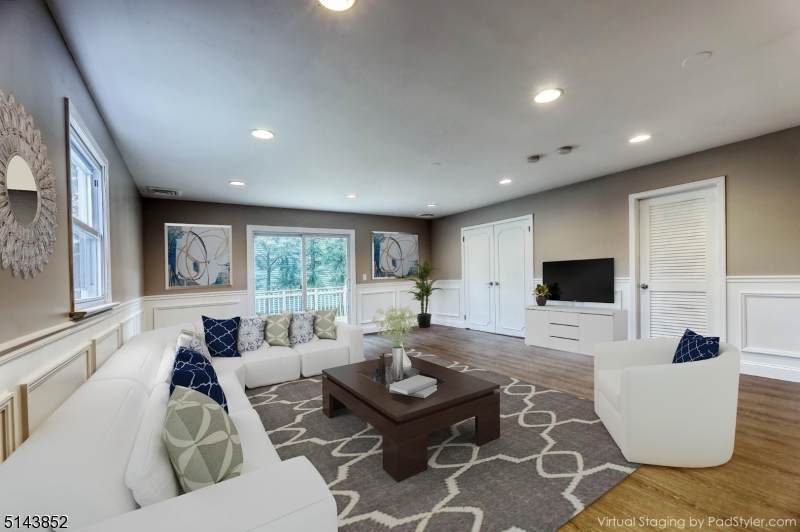 20 Plaza Rd - Photo 1