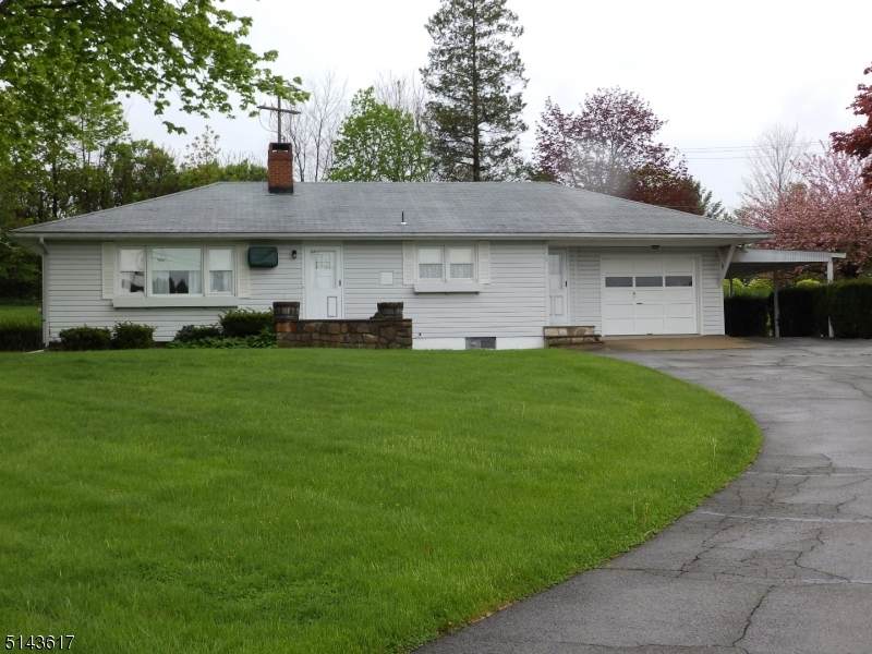 6 Regina Ln - Photo 1