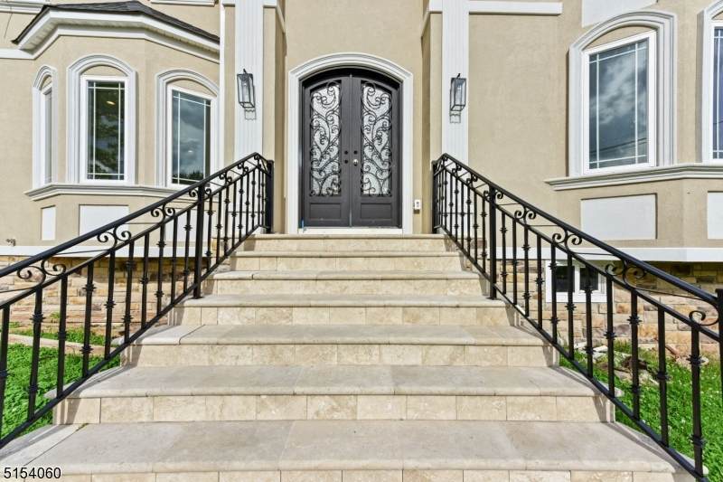 72 Dellwood Rd - Photo 1
