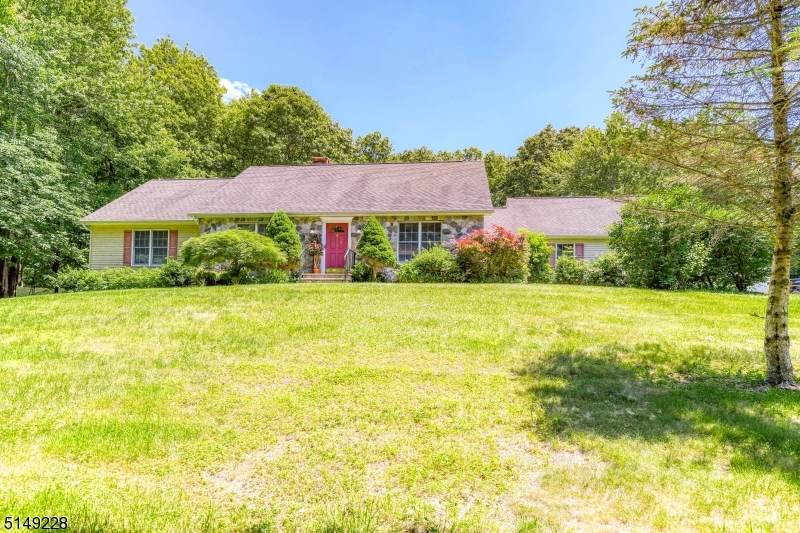 39 Morgan Dr - Photo 1
