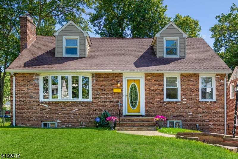 82 Fairview Ave - Photo 1