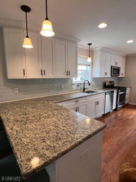 201 Delacy Dr - Photo 1