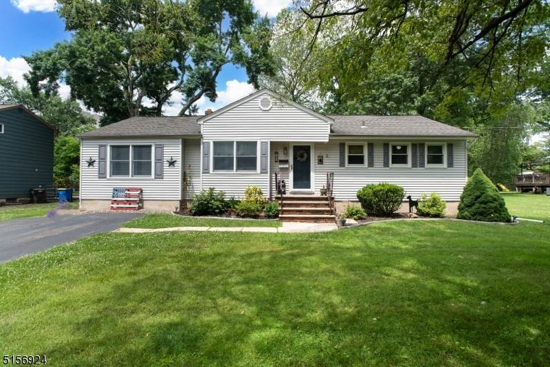 10 Blue Hill Terrace - Photo 1