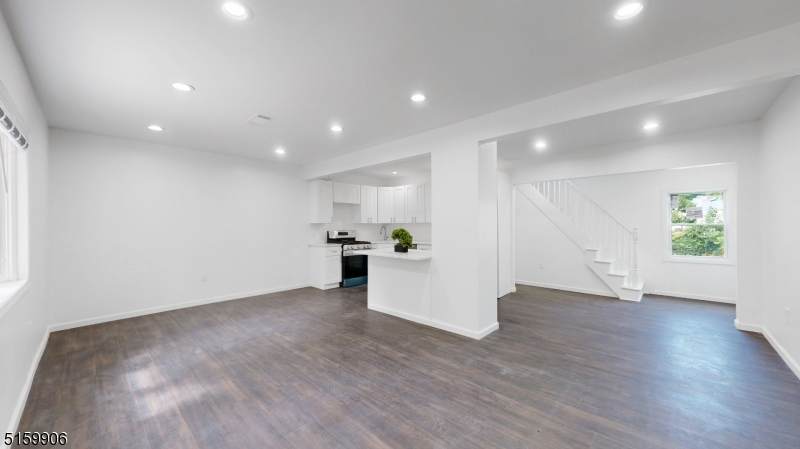 89 Newark Ave - Photo 1