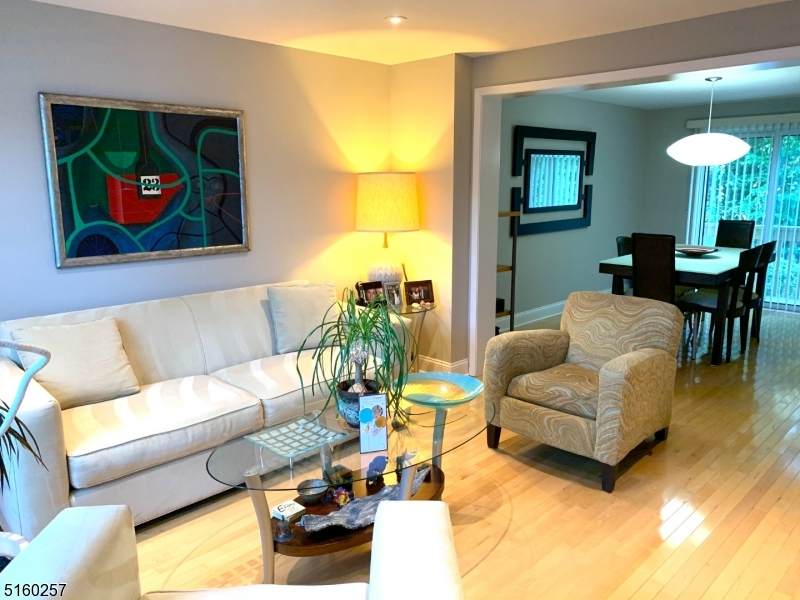 400 E Randolph Ave - Photo 1