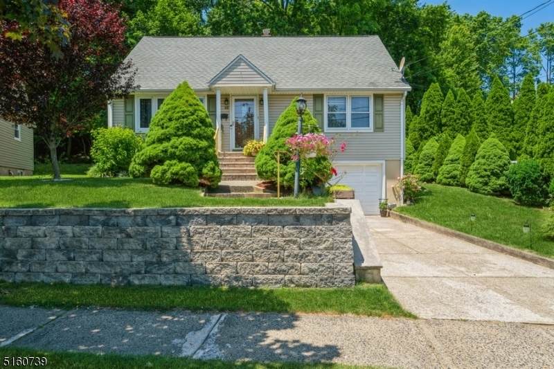 48 Meadow Ln - Photo 1