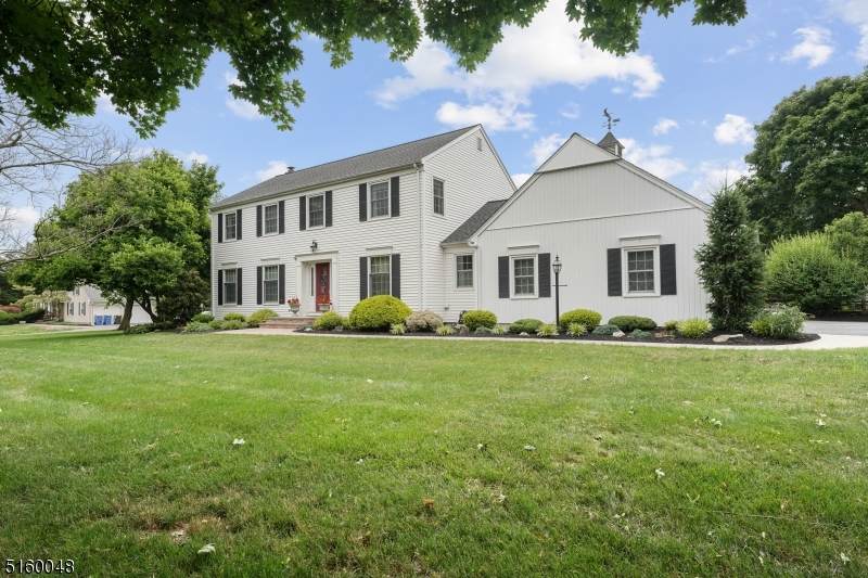 19 Wiggins Ln - Photo 1