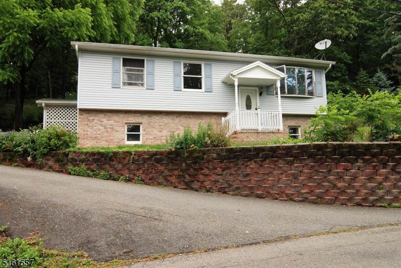 106 Russling Rd - Photo 1