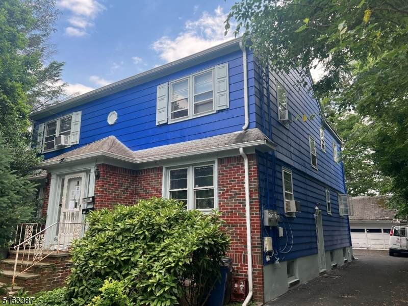202 Parker Ave - Photo 1