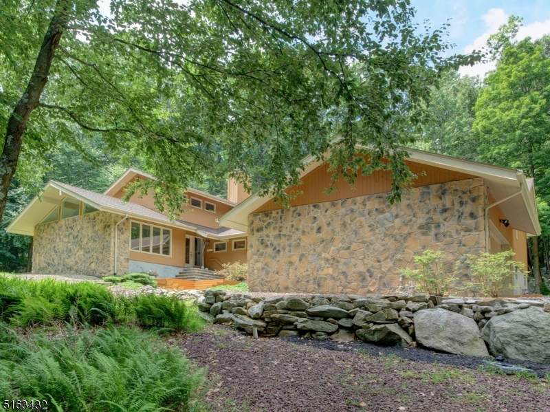 3 Lookout Dr - Photo 1