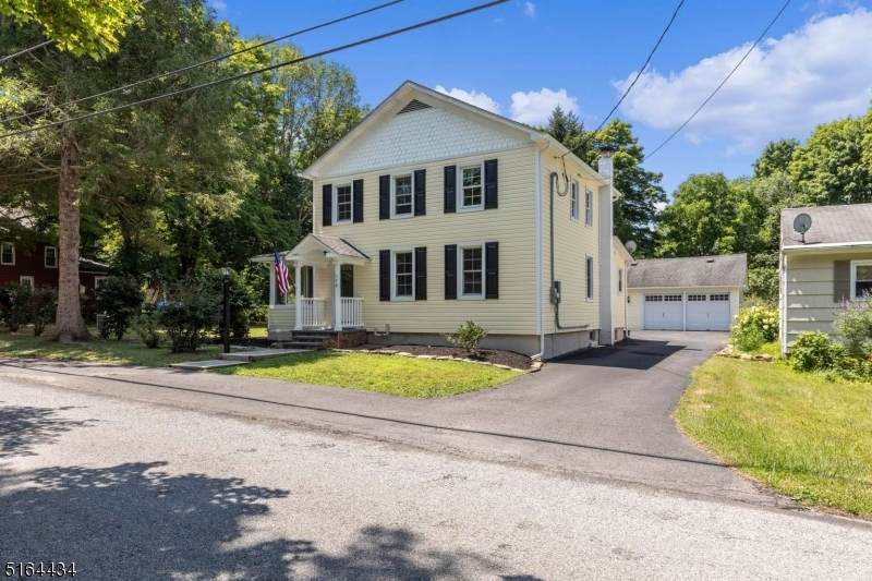 179 Stephensburg Rd - Photo 1