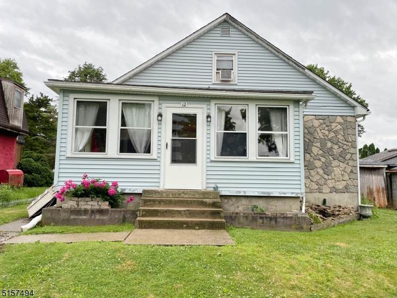 12 Meadow Ave - Photo 1