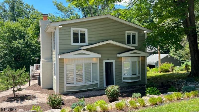 385 Stonetown Rd - Photo 1