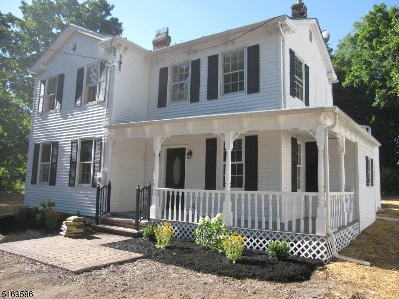 12 Elm St - Photo 1