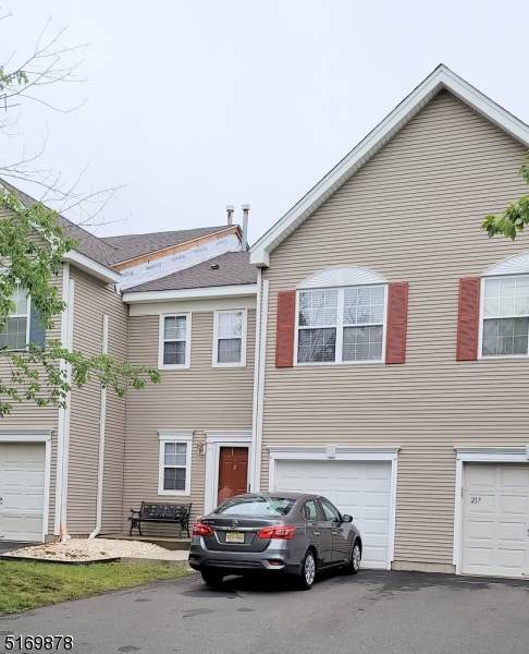 218 Marcia Way - Photo 1