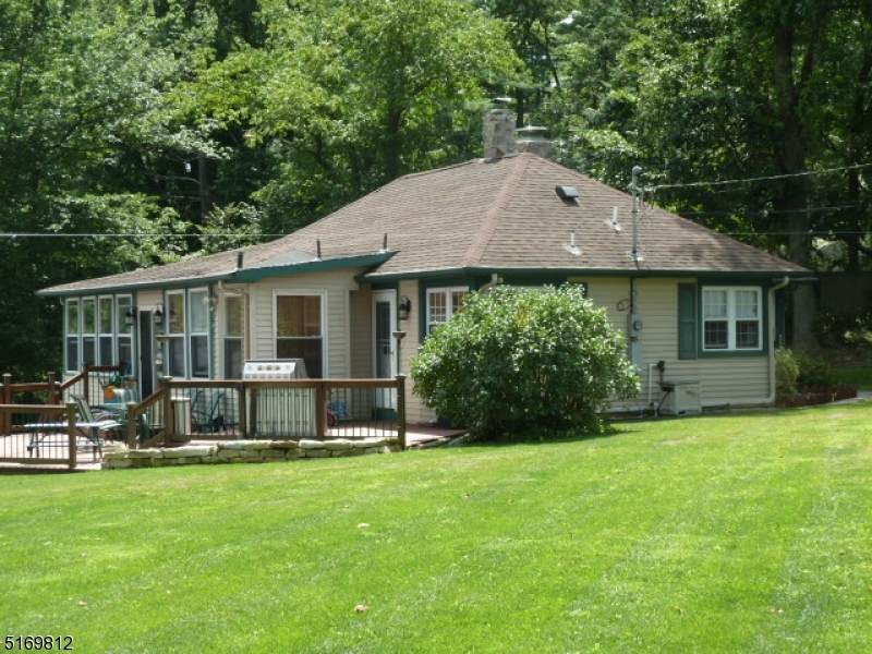 600 Warwick Tpke - Photo 1