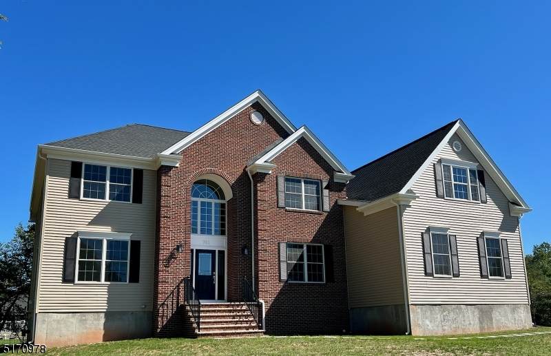 782 Eisenhower Avenue - Photo 1