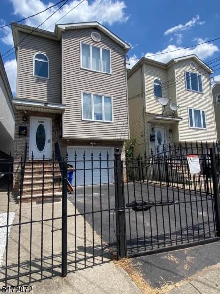 1089 Magnolia Ave - Photo 1