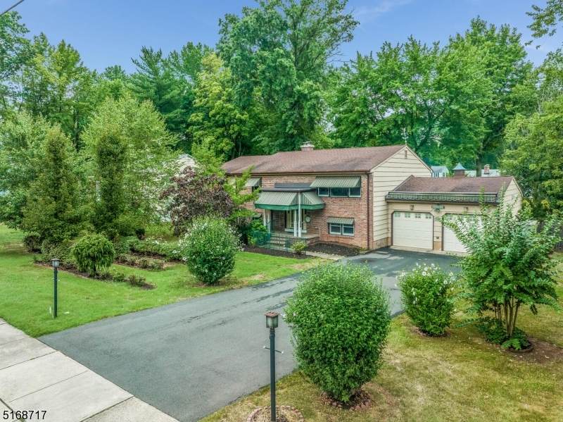 72 Lawr-Penn - Photo 1
