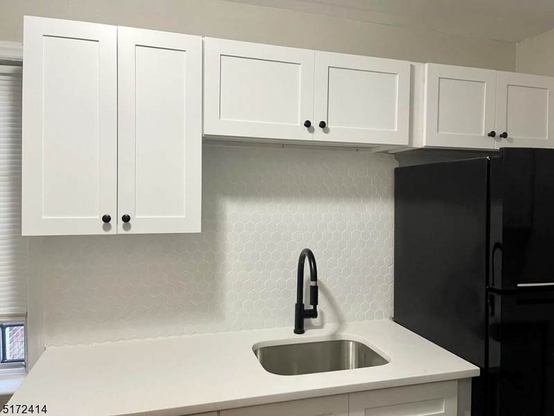 495 Main St - Photo 1