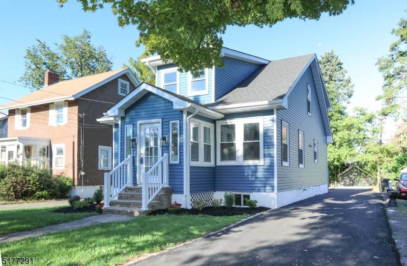24 Enfield Ave - Photo 1
