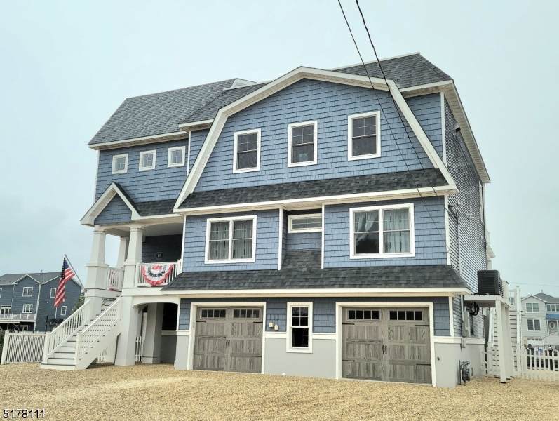 117 Marine Rd - Photo 1