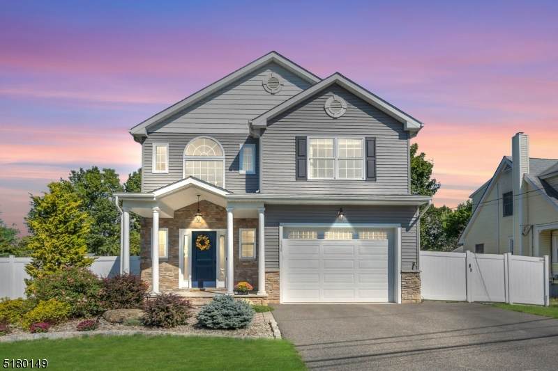 138 Ardmaer Dr - Photo 1