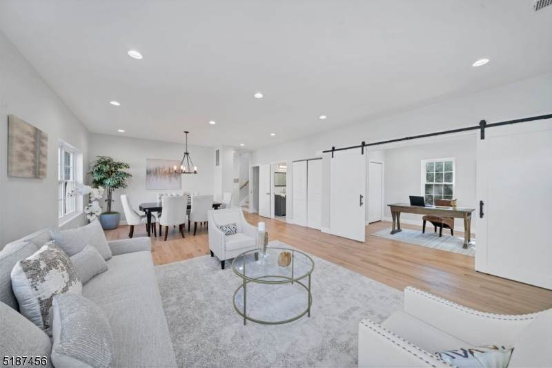 29 Woodlawn Dr - Photo 1