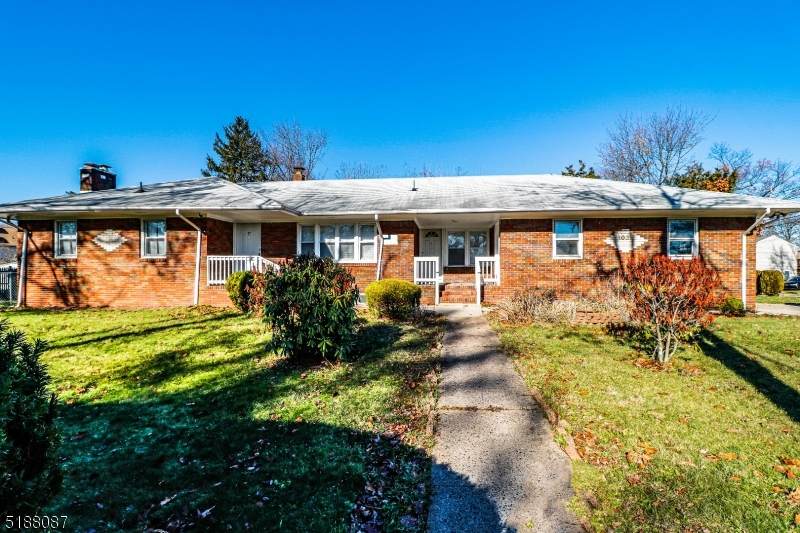 1031 Hamilton St - Photo 1