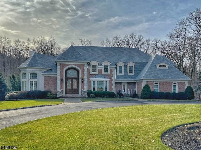18 Blue Jay Court - Photo 1