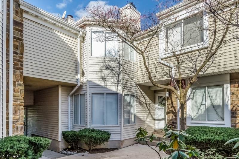 1128 Schmidt Ln - Photo 1