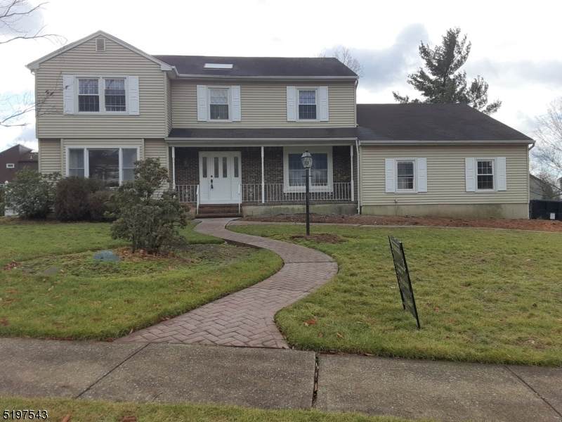 65 Chandler Dr - Photo 1