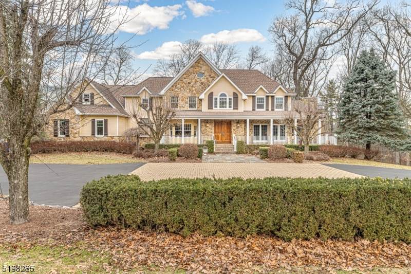90 Darren Dr - Photo 1