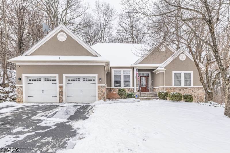 27 Bracken Hill Rd - Photo 1