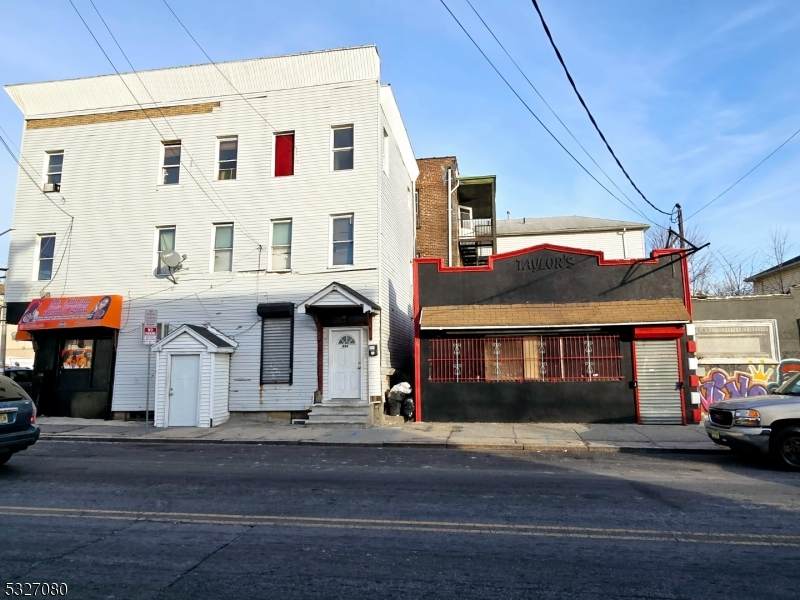 489 15th Ave - Photo 1