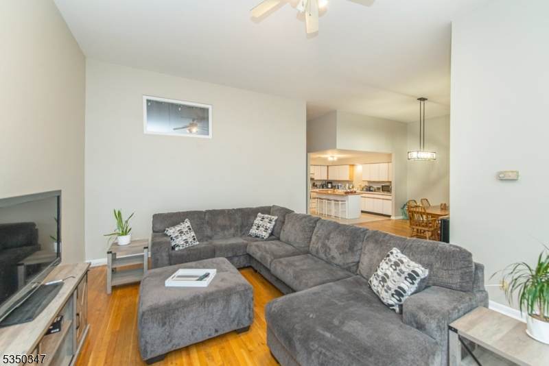 79 Adams Terr - Photo 1