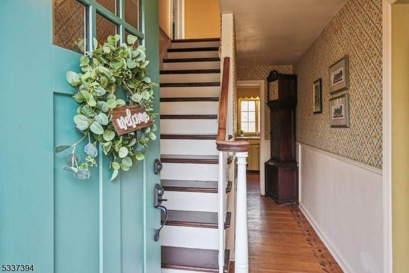 17 E. Main Street - Photo 1
