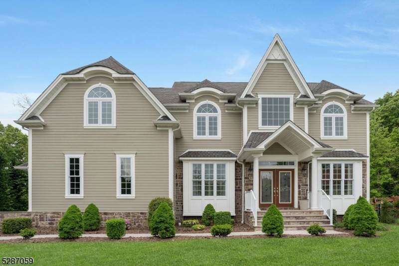 1004 Penny Ln - Photo 1