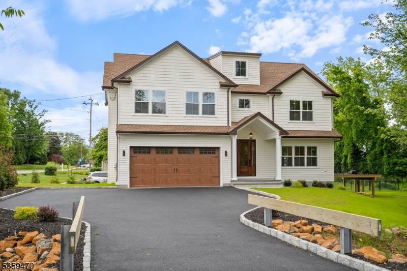1 Willow Pl - Photo 1