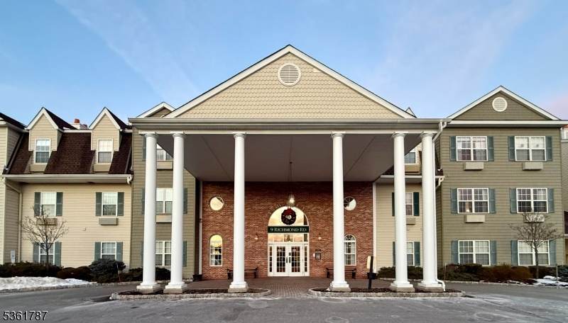 9212 Richmond Rd - Photo 1