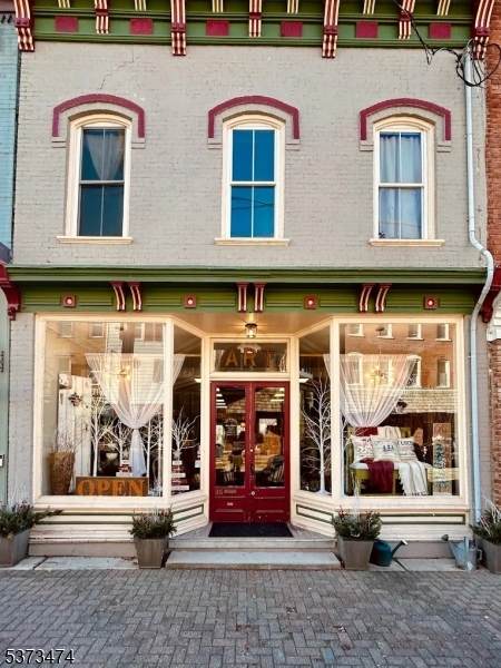 35 Main St - Photo 1