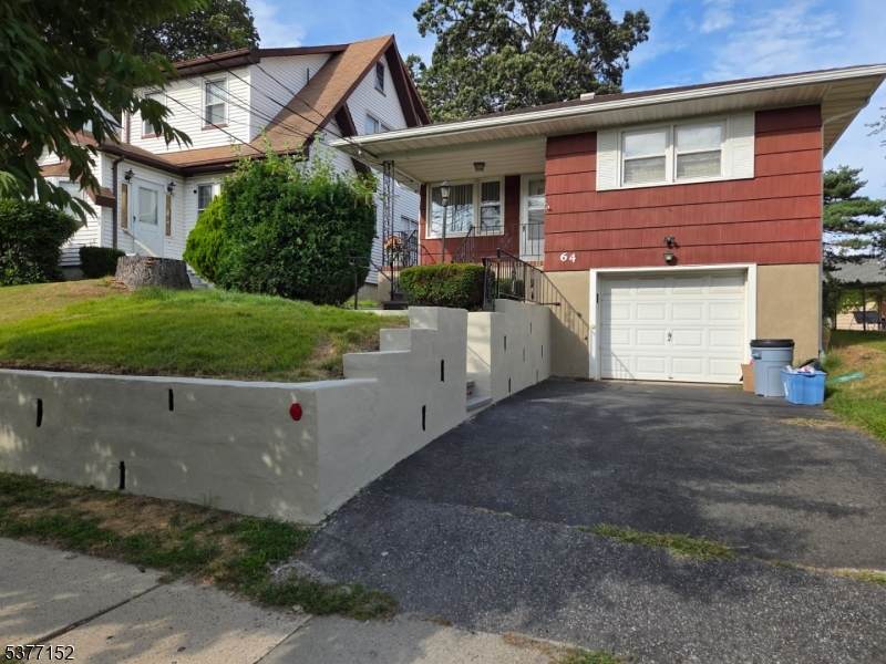 64 Rowland Ave - Photo 1