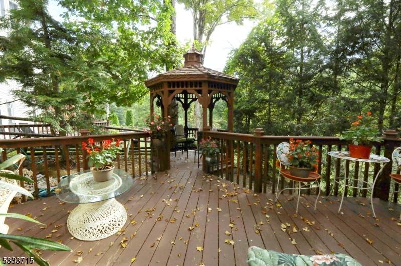 42 Hunters Run - Photo 1