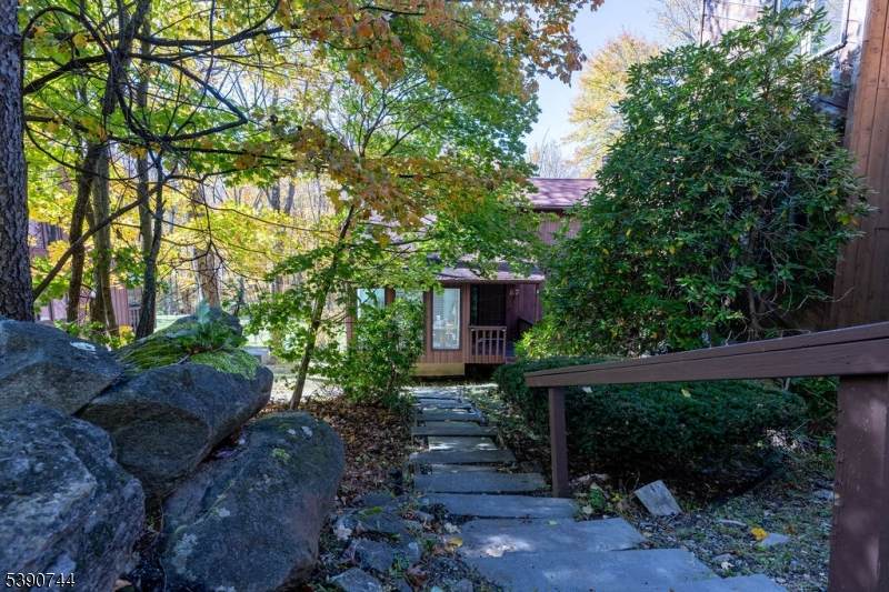 13 Village Way - Photo 1