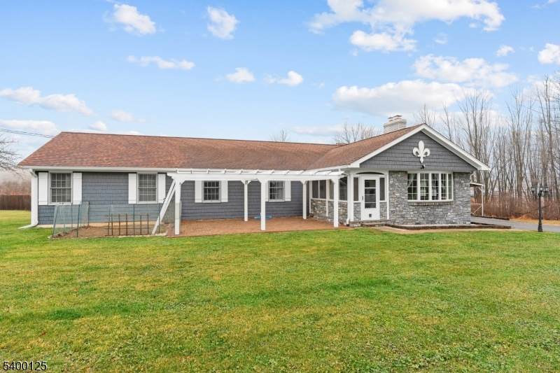 18 Old Wolfe Rd - Photo 1