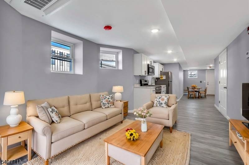 155 Clifton Ave - Photo 1