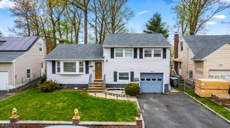 2563 Jackson Ave - Photo 1