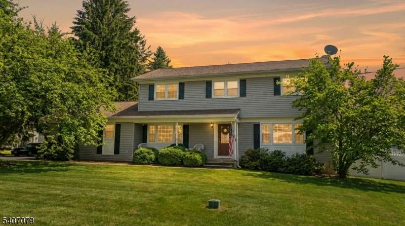 1 Oak Grove Rd - Photo 1