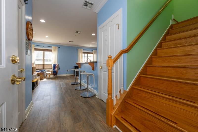 604 Avenue A - Photo 1