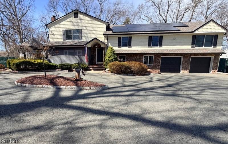 328 Hillside Ave - Photo 1